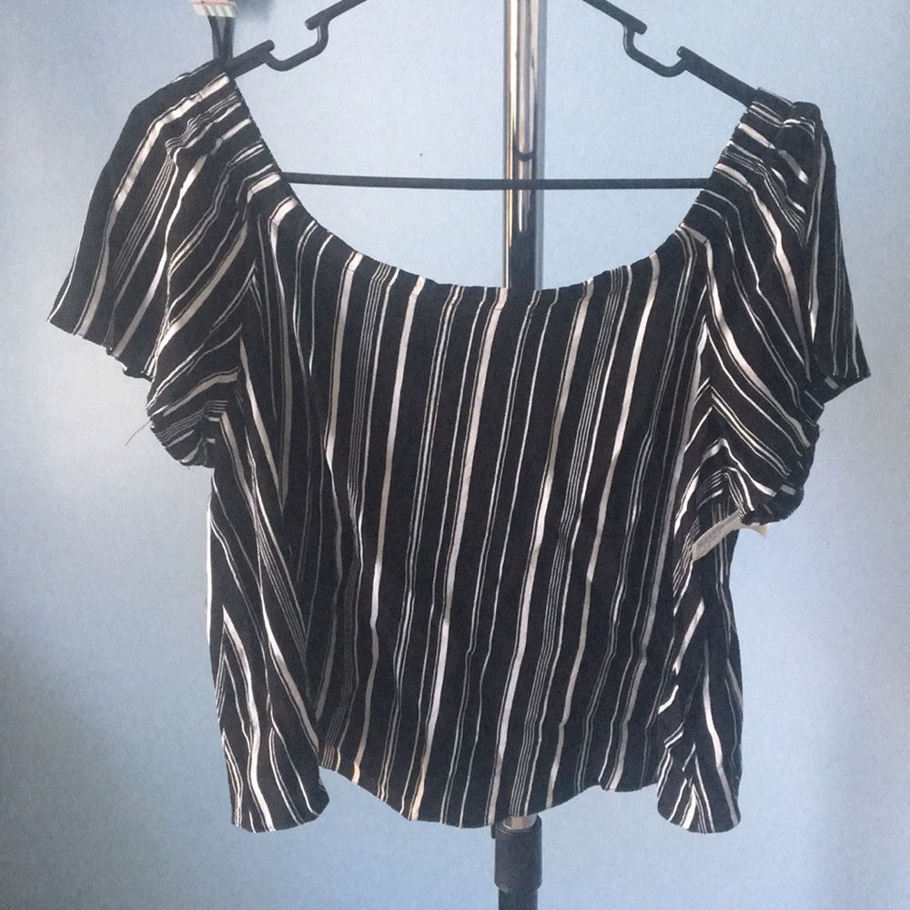 Stripped off the shoulder top